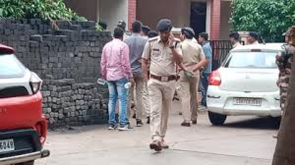 CG IT RAID UPDATE: स्टील, कोल कारोबारी समूह से 65 लाख और राइस मिलरों से 31 लाख जब्त