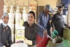 महिला स्व सहायता समूह को मिल रहा है रोजगार, गोबर पेंट बेचकर हो रहे मालामाल