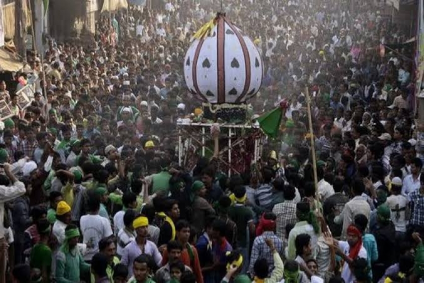 मुहर्रम के जुलूस में बड़ा हादसा : हाईटेंशन तार से टकराने पर ताजिया में ब्लास्ट, 4 की मौत, 9 बुरी तरह झुलसे