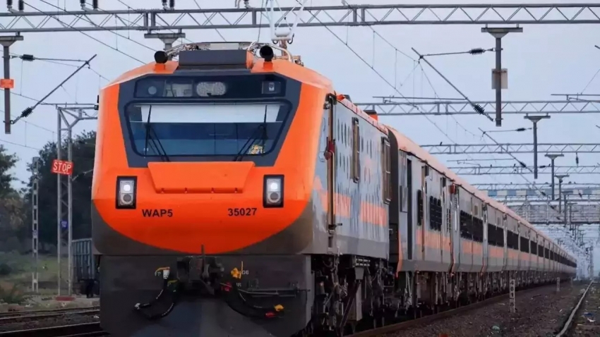 50 और अमृत भारत एक्सप्रेस ट्रेनें देश में दौड़ेंगी: रेल मंत्री अश्विनी वैष्णव