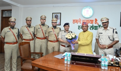 मुख्यमंत्री से भारतीय पुलिस सेवा 75वें आरआर बैच के प्रशिक्षु अधिकारियों ने की सौजन्य मुलाकात*